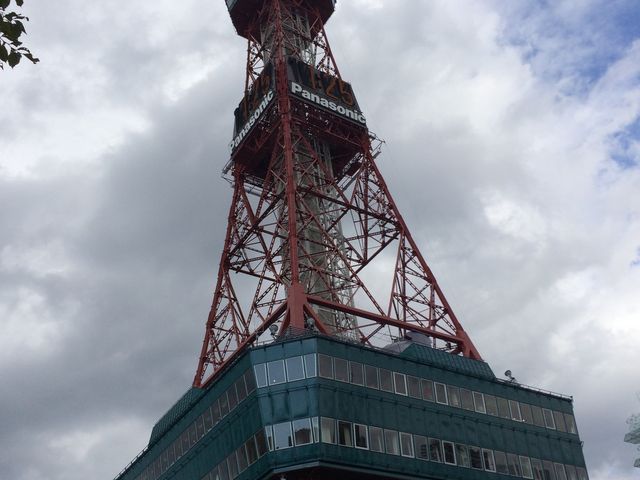 �����ڂ�e���r��_�����ۂ�e���r��