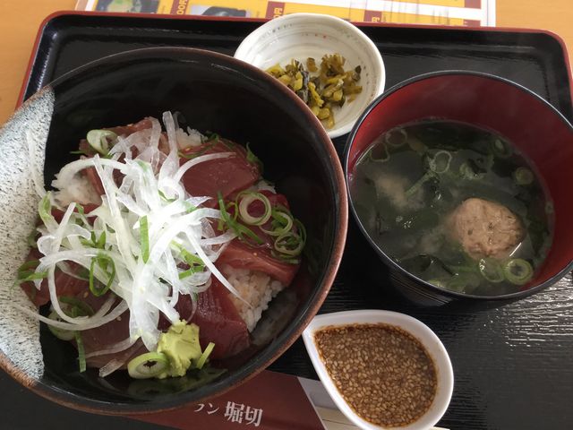 ���́u�������v�A���I�ɃE�}���ł���_���̉w �t�F�j�b�N�X