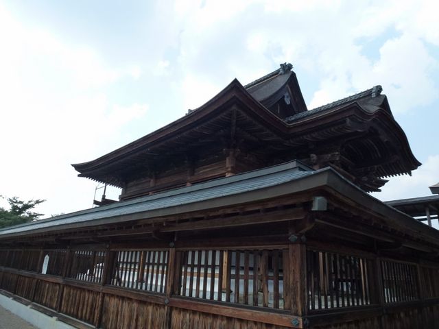 �n���j�o������̔��쑍�Ћ{�̓��e�ʐ^1