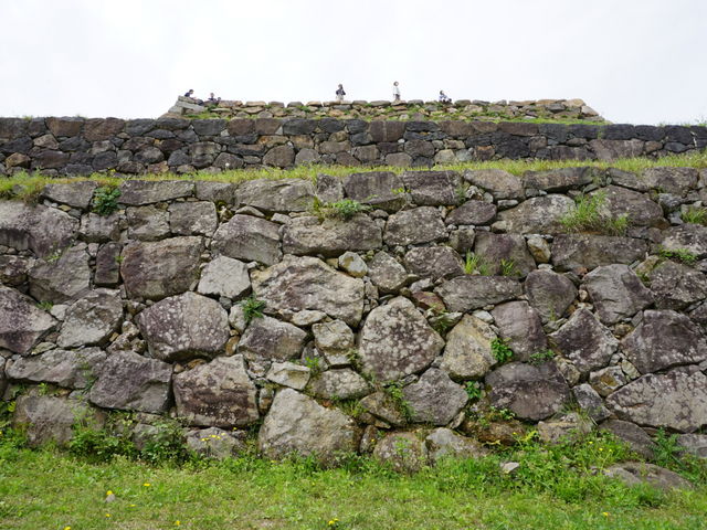 �V��t���̐Ί__�Ďq���