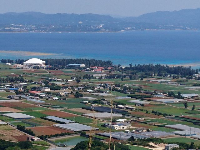 Ί݂ɂ̂CفAGhr[`_ɍ]^b`[