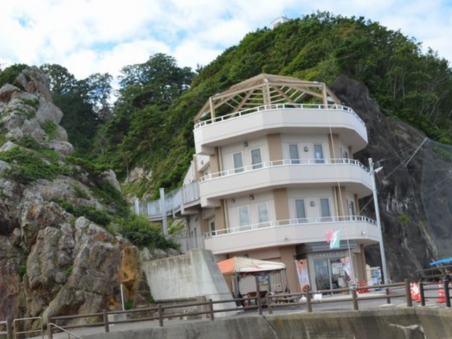 �C���Z���^�[_�����C���Z���^�[