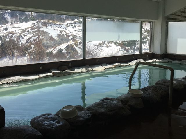 �����v�����X�z�e���̓����B��������̒��]����i�ł��킟�I�i�S/�T�j_�����v�����X�z�e��