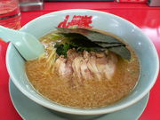 ]ˉƉL̎RƁ@ HcmcX̓eʐ^3