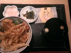 L,joh����̔����ђ��ւ̓��e�ʐ^1