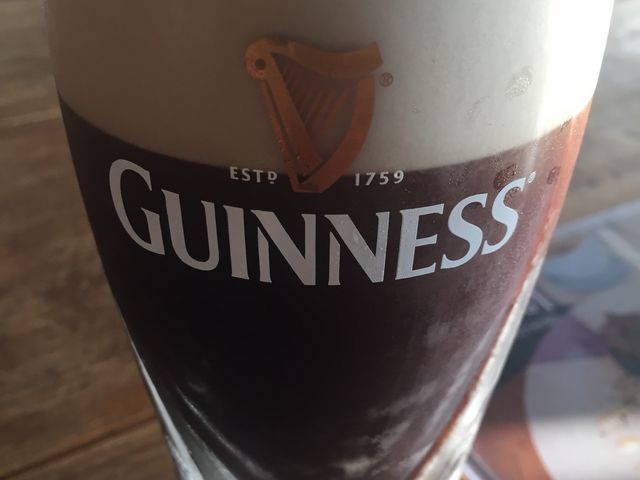 ܂Lis Larry Y[̓eʐ^1