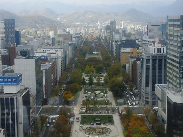 ���]_�����ۂ�e���r��