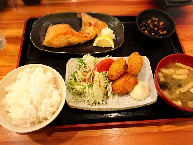 ܂-̂ƂƂ RC ȂΓX̓eʐ^1