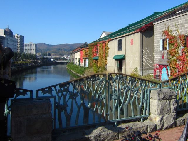 �^�͂ƐΑ��q�ɌQ_�^�͂ƐΑ��q�ɌQ