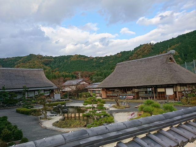 ��䎁�̗��j�����킵��_�����j����������