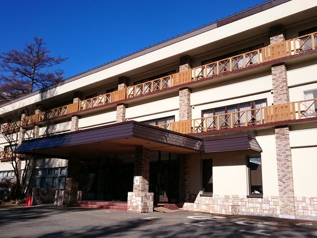 �����������z�e��_��������������