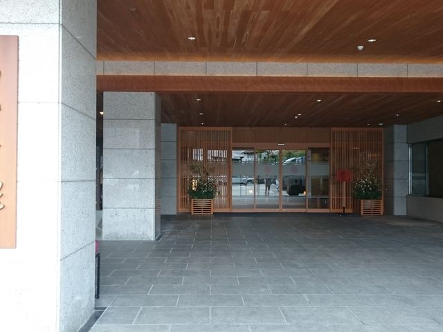 �q����A�����g�ˁB����_�q����