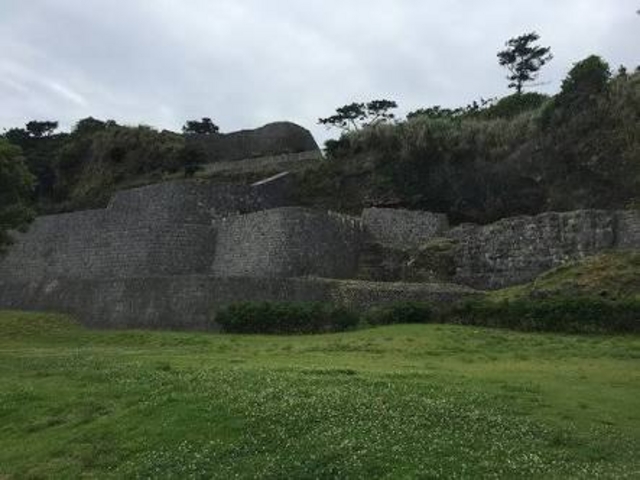 ��ǂ��c���Ă���_�Y�Y���