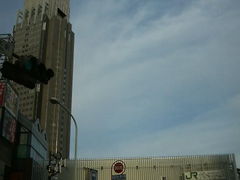 ܂ǂJR X؉wւ̓eʐ^1