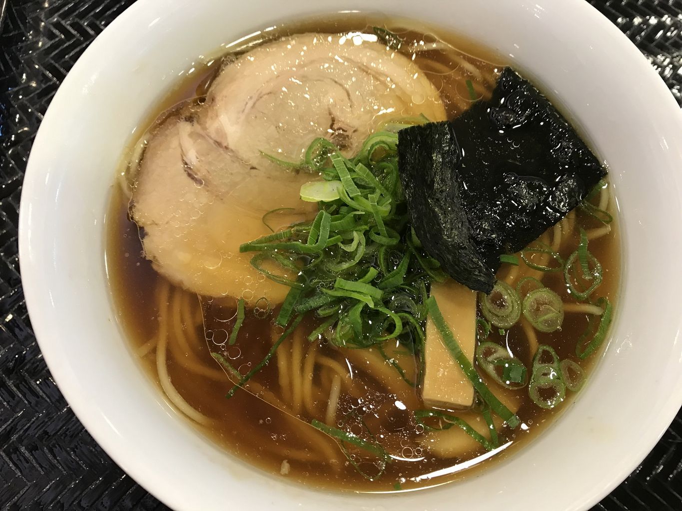 富士 ラーメン屋