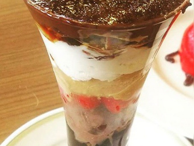 񂿂񂳂̃CzXg G}XiRoyal Hostj̓eʐ^1