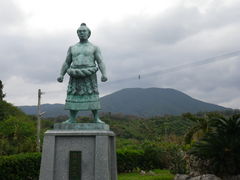 第46代横綱朝潮太郎記念像】アクセス・営業時間・料金情報