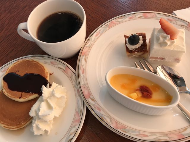 �p���P�[�L�͏Ă�����_���[�Y�z�e�����l �u���X���[�~���[���E�t�H�[��