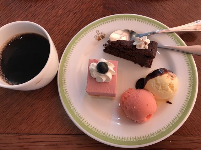 �A�C�X��P�[�L����������_���[�Y�z�e�����l �u���X���[�~���[���E�t�H�[��