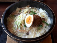 ������h���`���b�N����̐ΏĂ�[�߂� �ΎR ���ˏÓ�X�ւ̓��e�ʐ^1