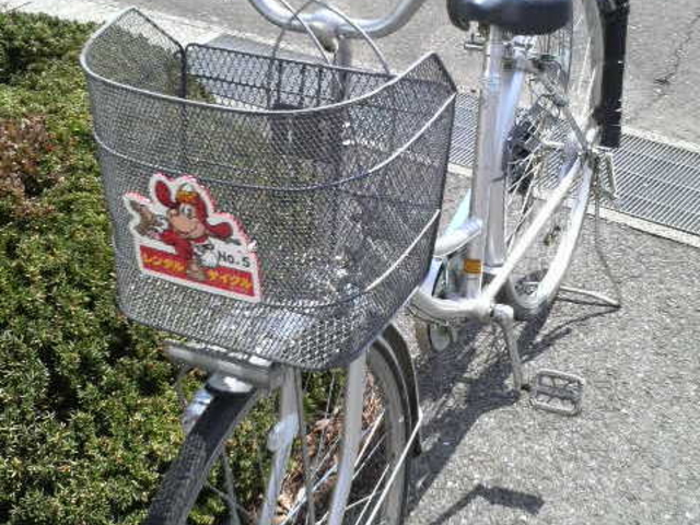 JR�փ����w�߂��̉w�O�𗬊ق���j���������قȂǂŎ؂�邱�Ƃ��ł��܂��B_�����^�T�C�N���i�փ����j