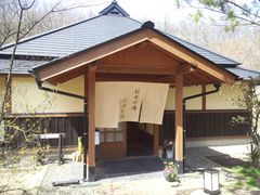 ��܂���񂳂�̎R�����̏h�@�R�݂��؂ւ̓��e�ʐ^1