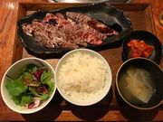 S[hs~bĥsgdErntkEneErdntk̓eʐ^1