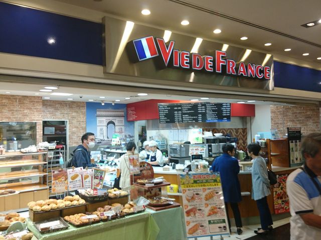 Bl̃BhtX ΂̐X̓eʐ^1