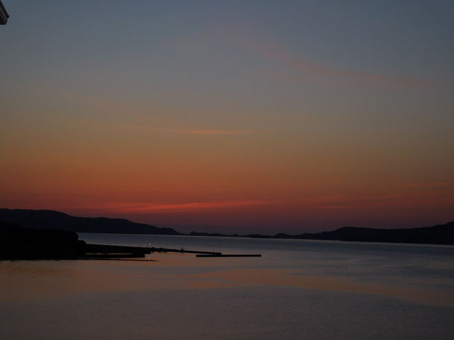 ����͗��فE�k�M�ق���B�����摜�ł����A�[��ꎞ�͂��̂悤�Ȍi�F�����Ȃ���̉^�]�ɂȂ�܂��B_R�P�X�P�@�C�݃h���C�u