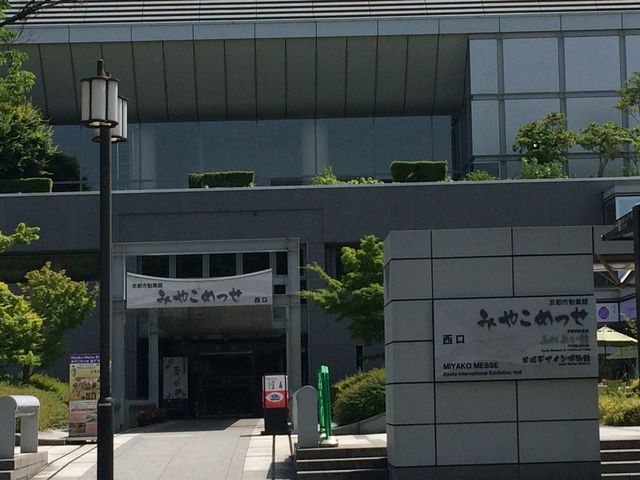 ���s�`���Y�Ɓ@�ӂꂠ����_���s�`���Y�Ɓ@�ӂꂠ���فi�x�ƒ��j