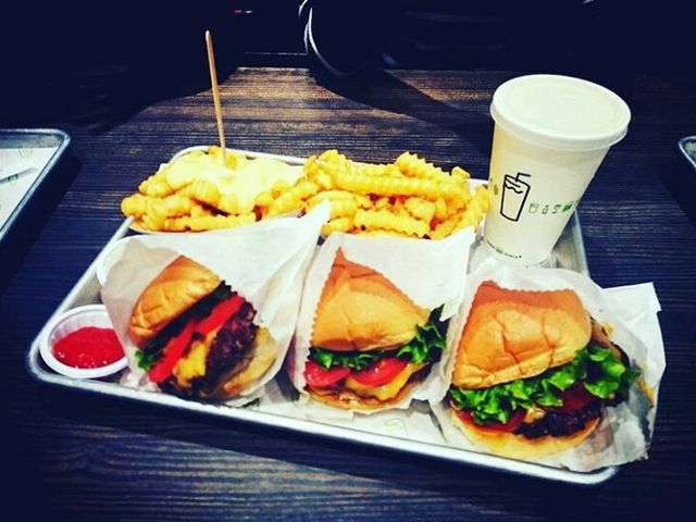 񂾏i_VFCN VbN O傤ؓXiSHAKE SHACKj