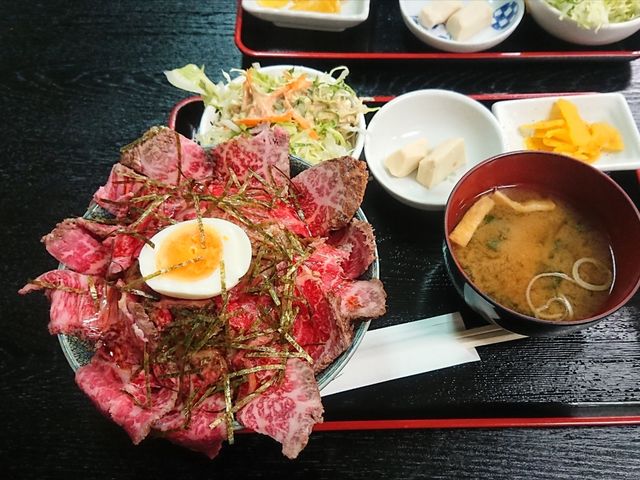 ��ˋ���H�ׂ邽�ߗ������܂����B
����ē��A���Ă�����܂��R���b�P������喞���ł����B_���R�s�O���`���I�������Q�ۑ��n��