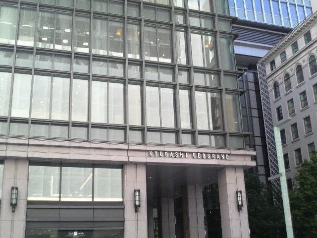 �����w�ɒ����̃r���ł��B_�����G�h�O����