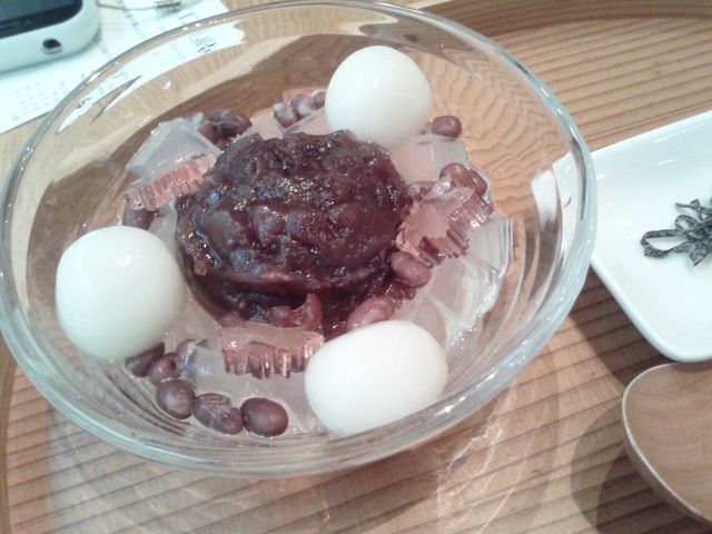 ����݂�_�Ƃ��H�[�J�t�F