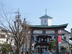 鳥居の向こうに見える姿が印象的です 白雲館観光案内所の口コミ