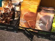 ߂߂߂̃X^[obNXER[q[ aJ3ړX̓eʐ^1