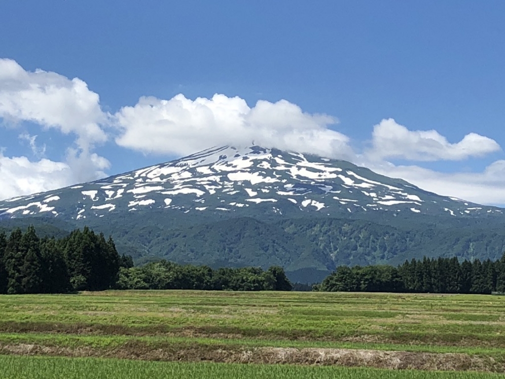 鳥海山（出羽富士）