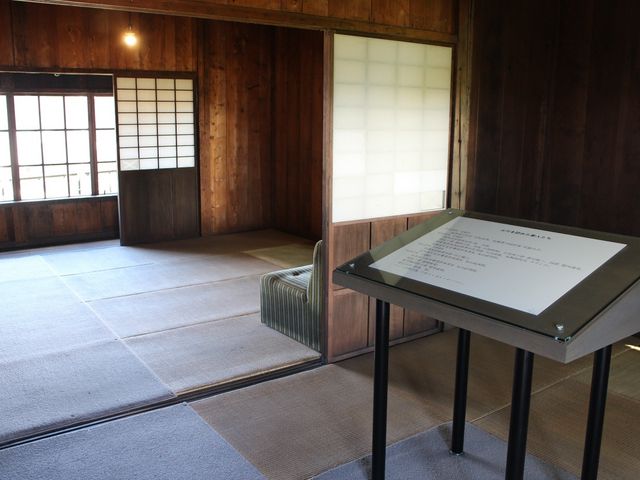 �{�݂̒�_���S�_�쎎������������