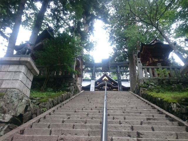 �ʐ^_�O��R�i��ʌ������s�j