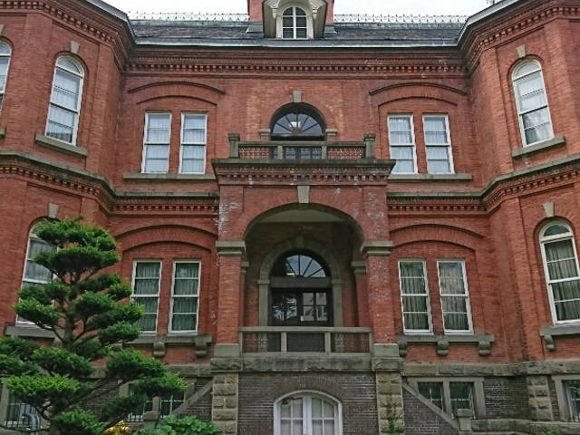 ���̌��w���\_�k�C�������{����(�Ԃ�񂪒���)