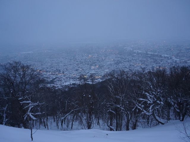 �[��ꎞ�ł��B�Ⴊ�~���Ă���̂�����ڂ���Ƃ��Ă��܂����A�����������ł��B_������R���[�v�E�F�C