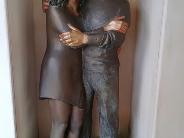 �ˑR�̏o��ɂ�����Ƃ���B_�N���}�`�X�̋u