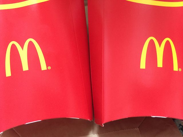 }񂳂̃}Nhihu[HAT_˓X̓eʐ^1