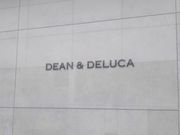 HappyDEAN & DELUCA MARKET STORESLyX̓eʐ^1