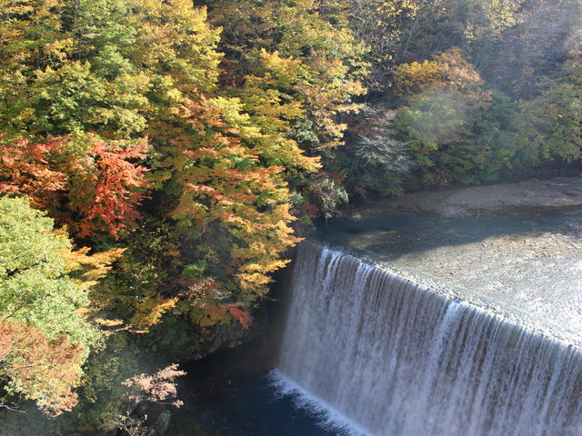 �X�̑勴����̒���_����k�J