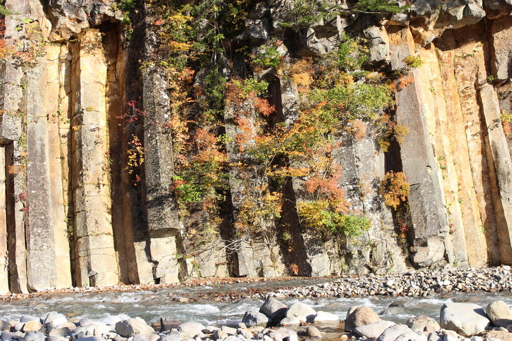 松川渓谷玄武岩 アクセス 営業時間 料金情報 じゃらんnet