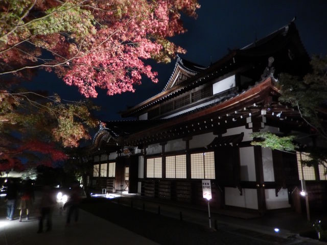 ライトアップされた青龍殿_将軍塚青龍殿