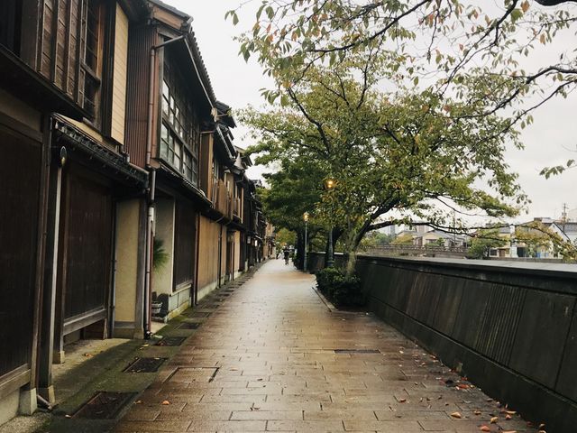 主計街入り口の風景_主計町茶屋街