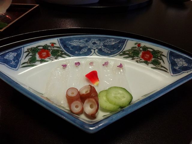 �������ف@�l�ۉԒd