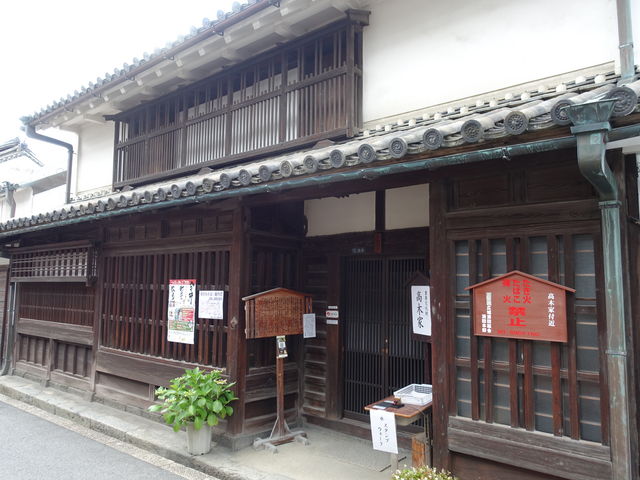 �g�����\����̍��؉ƏZ��̓��e�ʐ^1